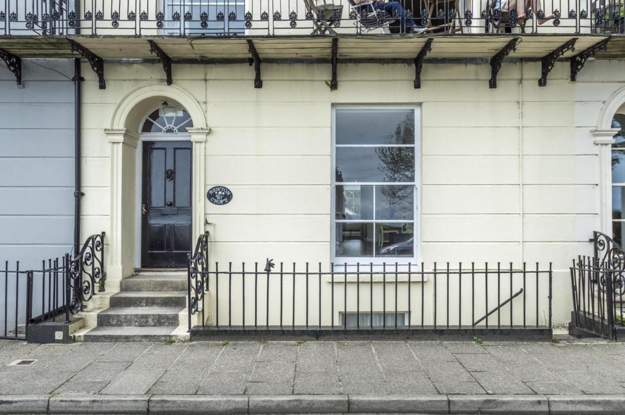 North Beach Heights - 2 Bedroom Penthouse - Tenby Exterior photo