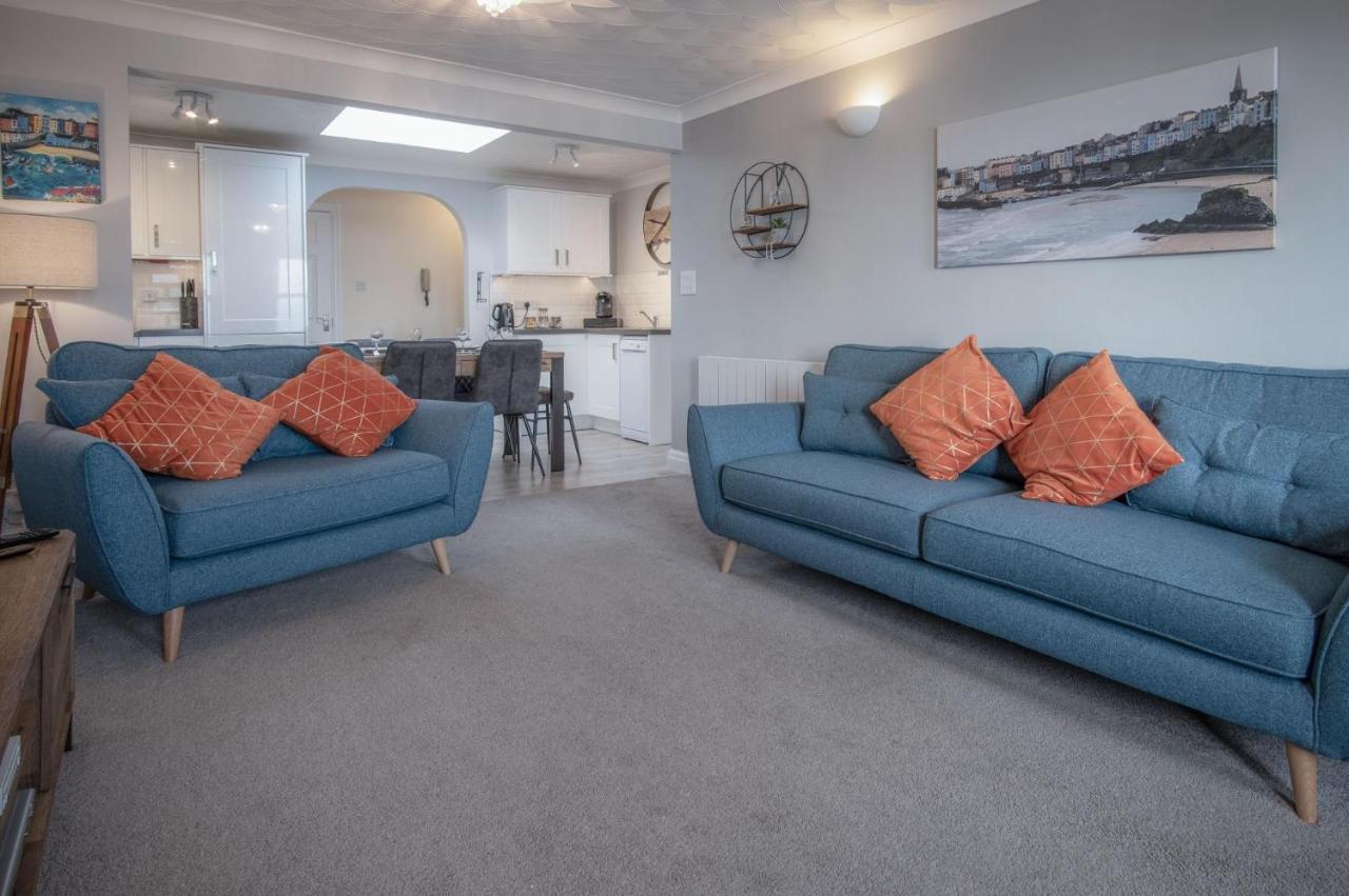North Beach Heights - 2 Bedroom Penthouse - Tenby Exterior photo