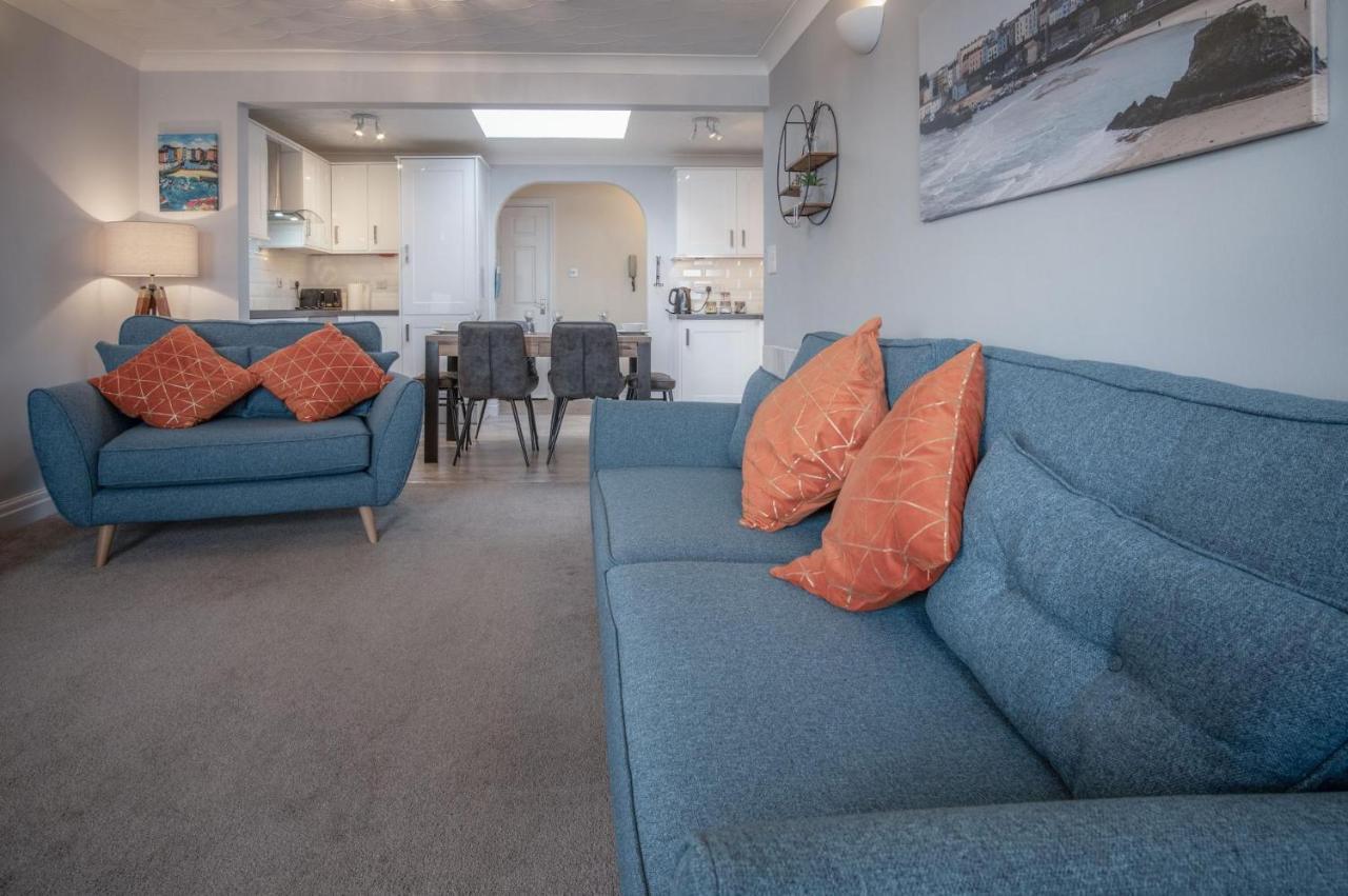 North Beach Heights - 2 Bedroom Penthouse - Tenby Exterior photo